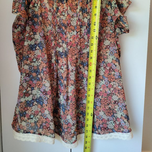 FREE WITH PURCHASE !!!   XL Westport Floral Cold Shoulder Sheer  Womens Top - Picture 3 of 3